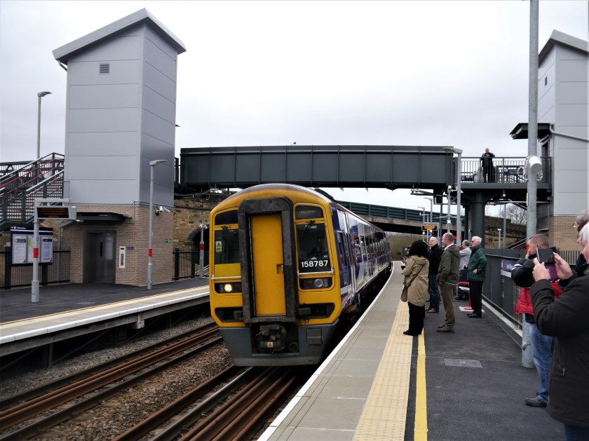 Low Moor opening 2017.04.02